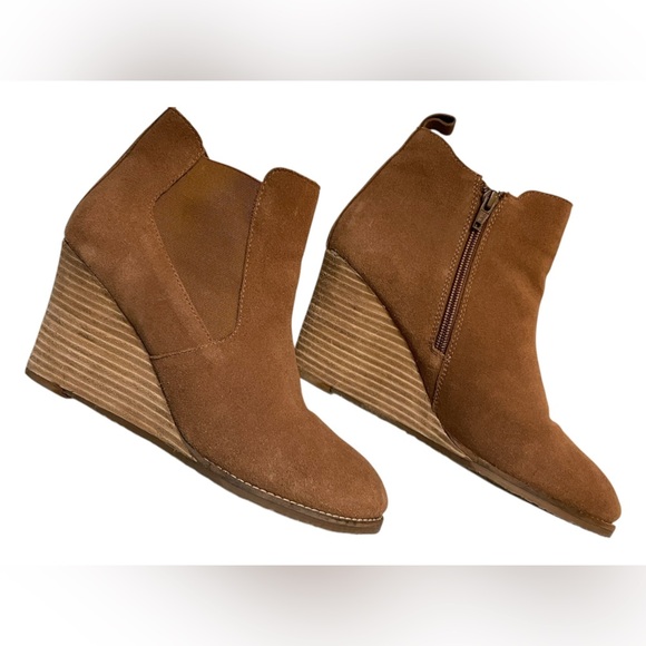 Diba Suede Leather Wedge Ankle Booties Size 9 - Picture 1 of 13